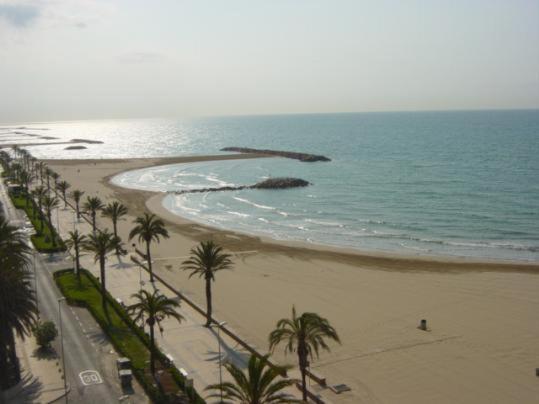 Lovely Seaside Apartment In Front Of Calafell Beach And Cunit Beach Segur de Calafell Kültér fotó