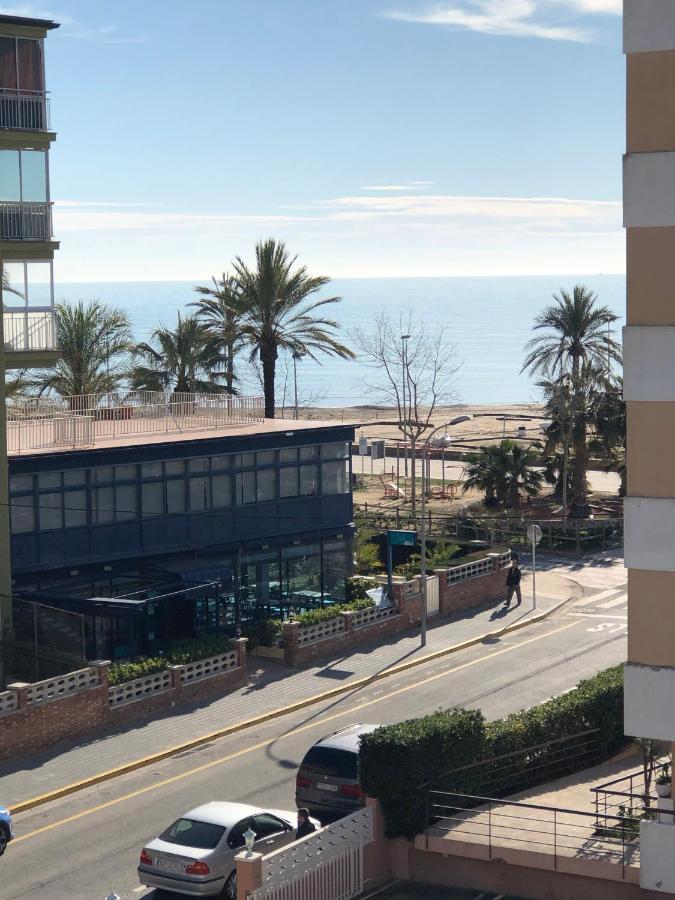 Lovely Seaside Apartment In Front Of Calafell Beach And Cunit Beach Segur de Calafell Kültér fotó